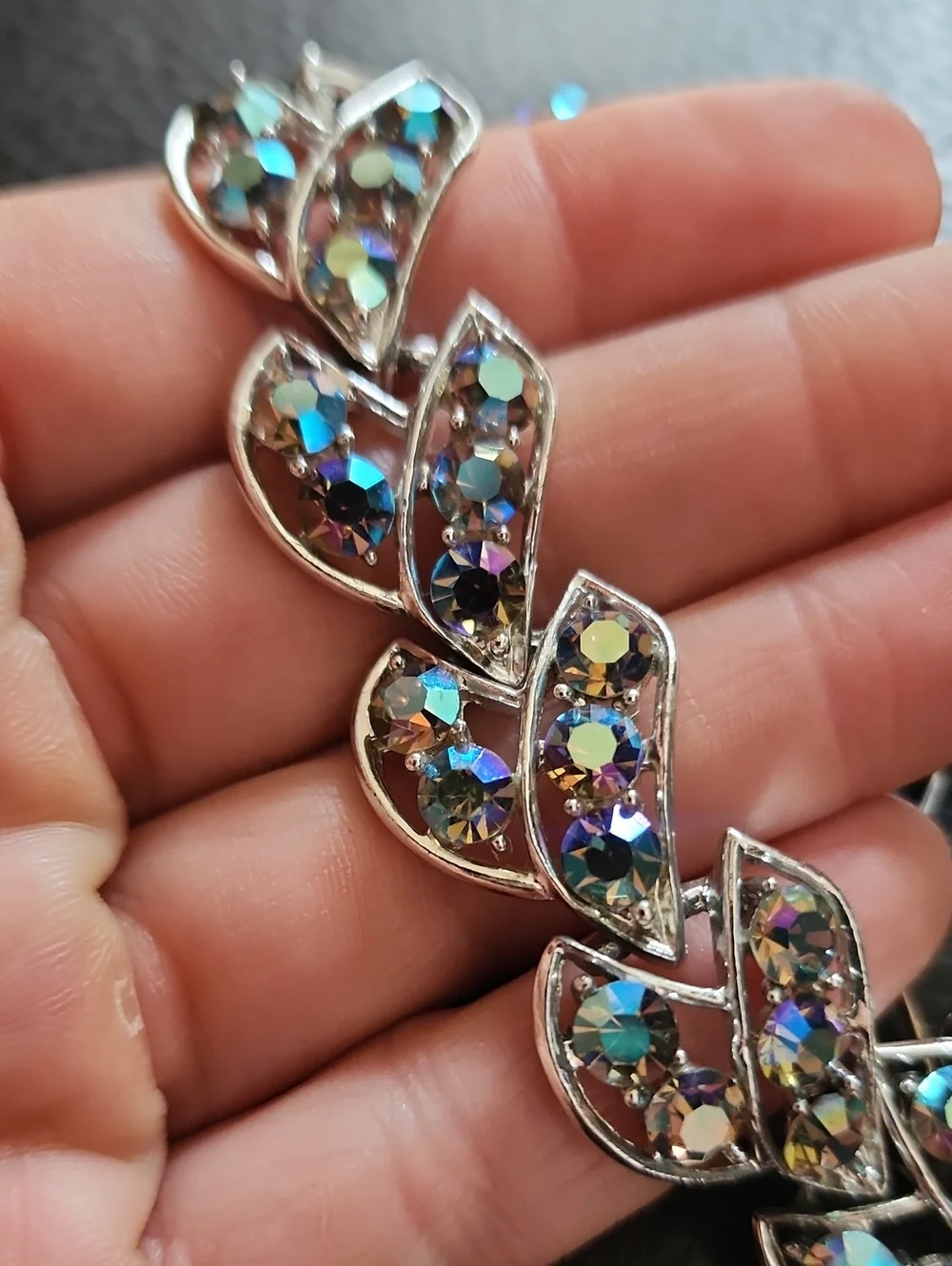 VTG Silver Tone Aurora Crystal Link Necklace